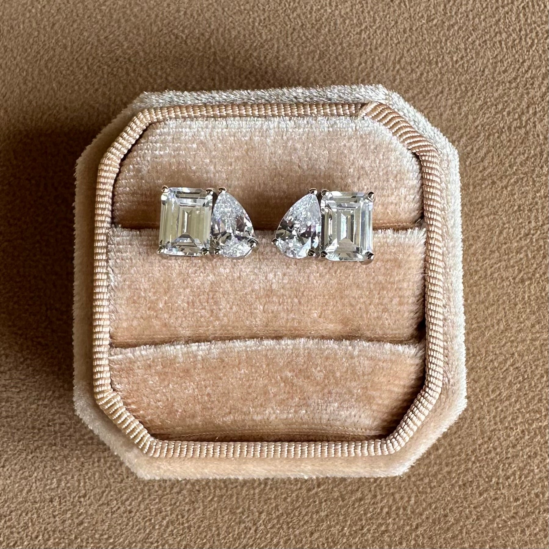 Toi et Moi Earrings | Emerald & Pear Cut CZ