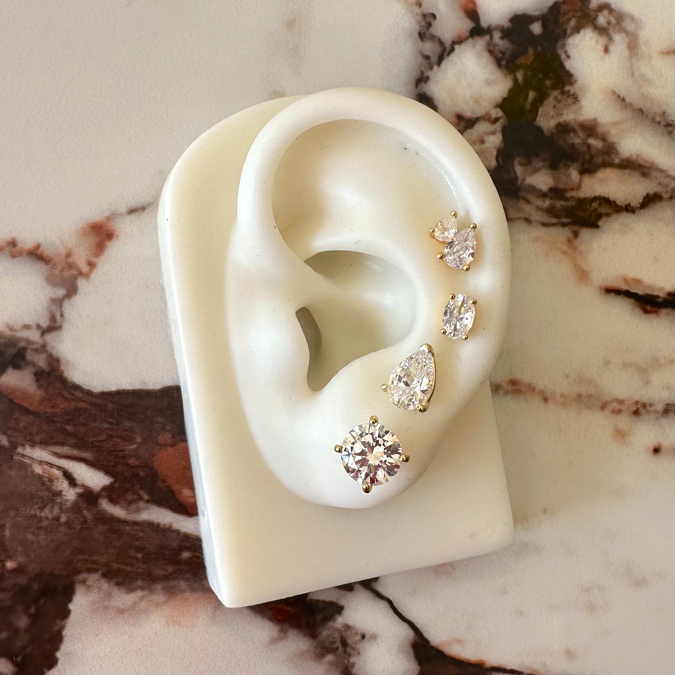 Oval Cut Stud Earring