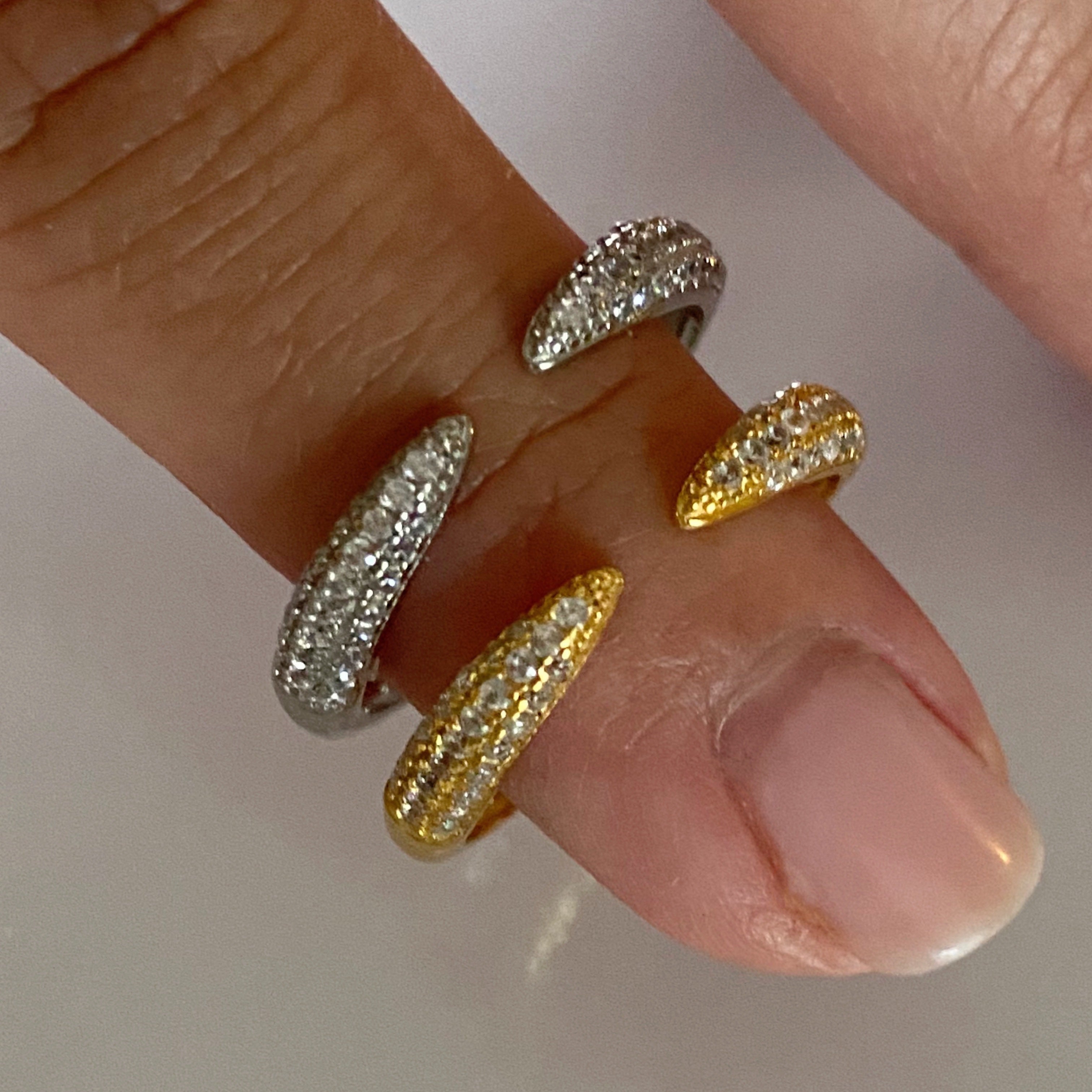 Claw ring