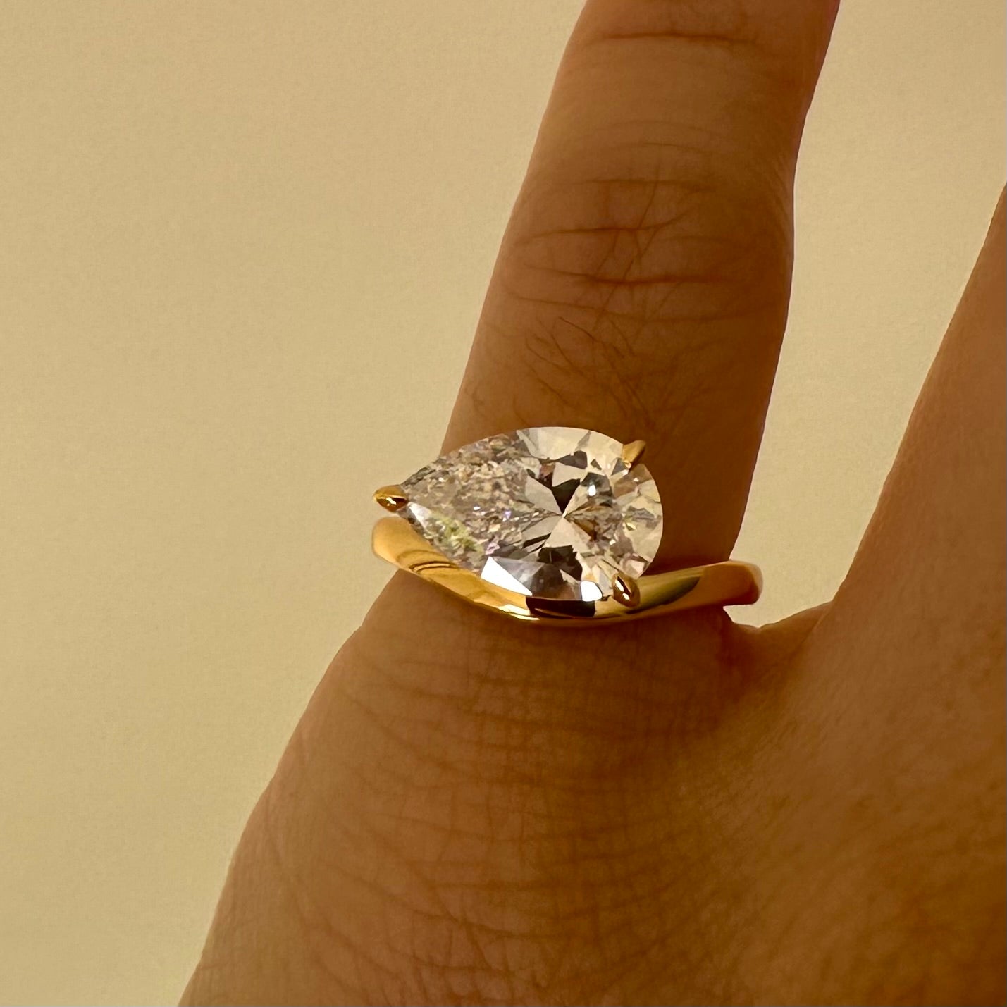 Floater Ring - Pear Shape