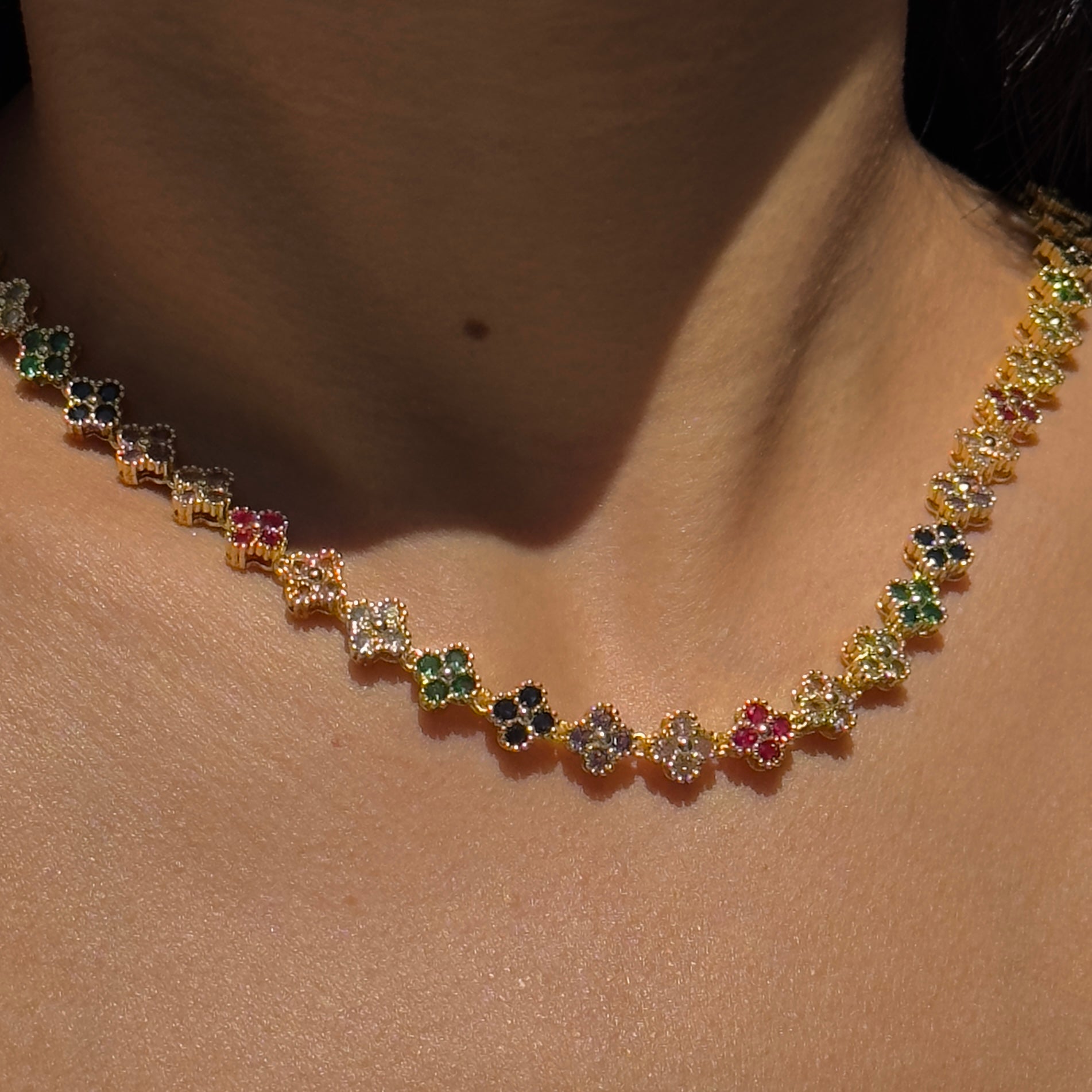 Pavé Daisy Necklace