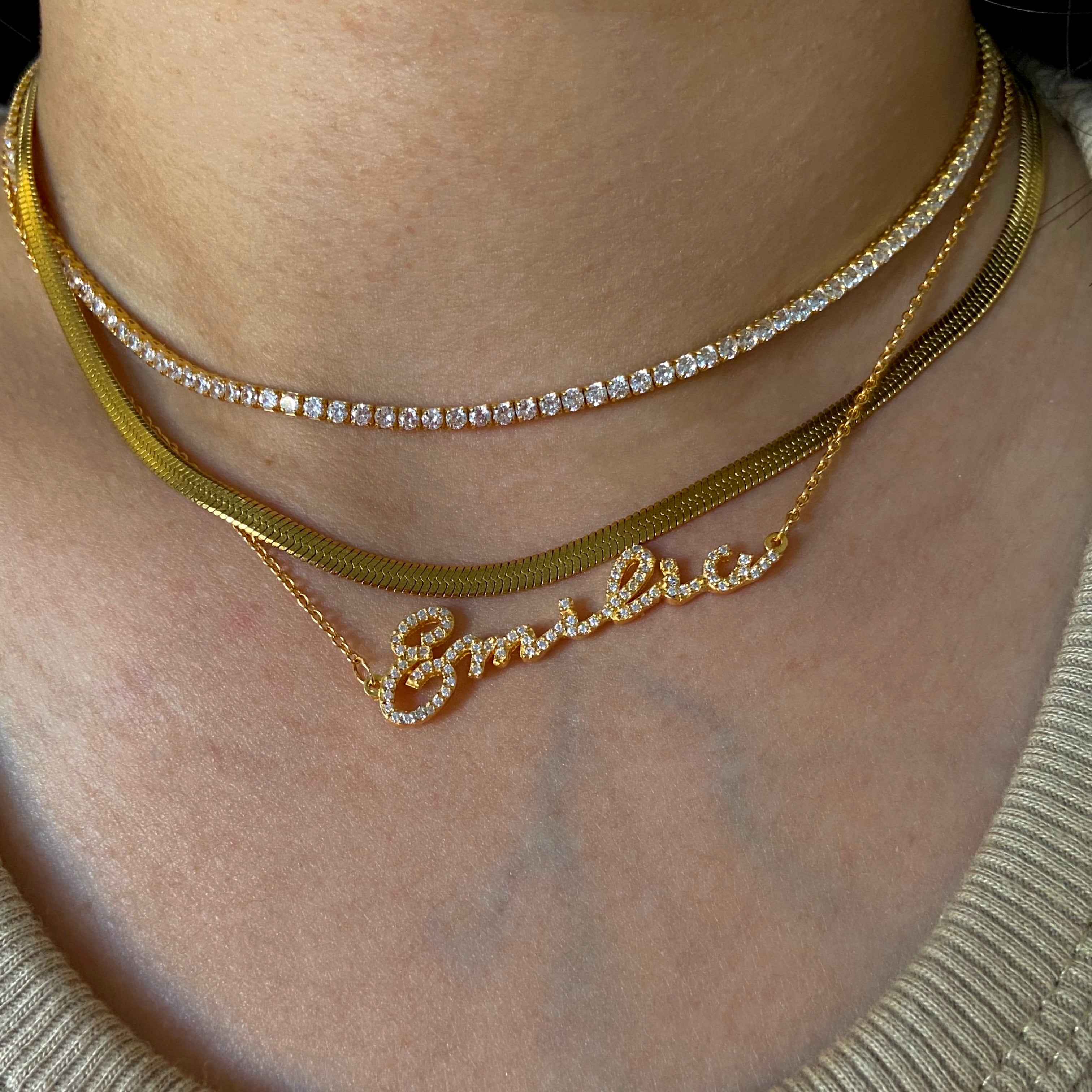 Pavé script name necklace