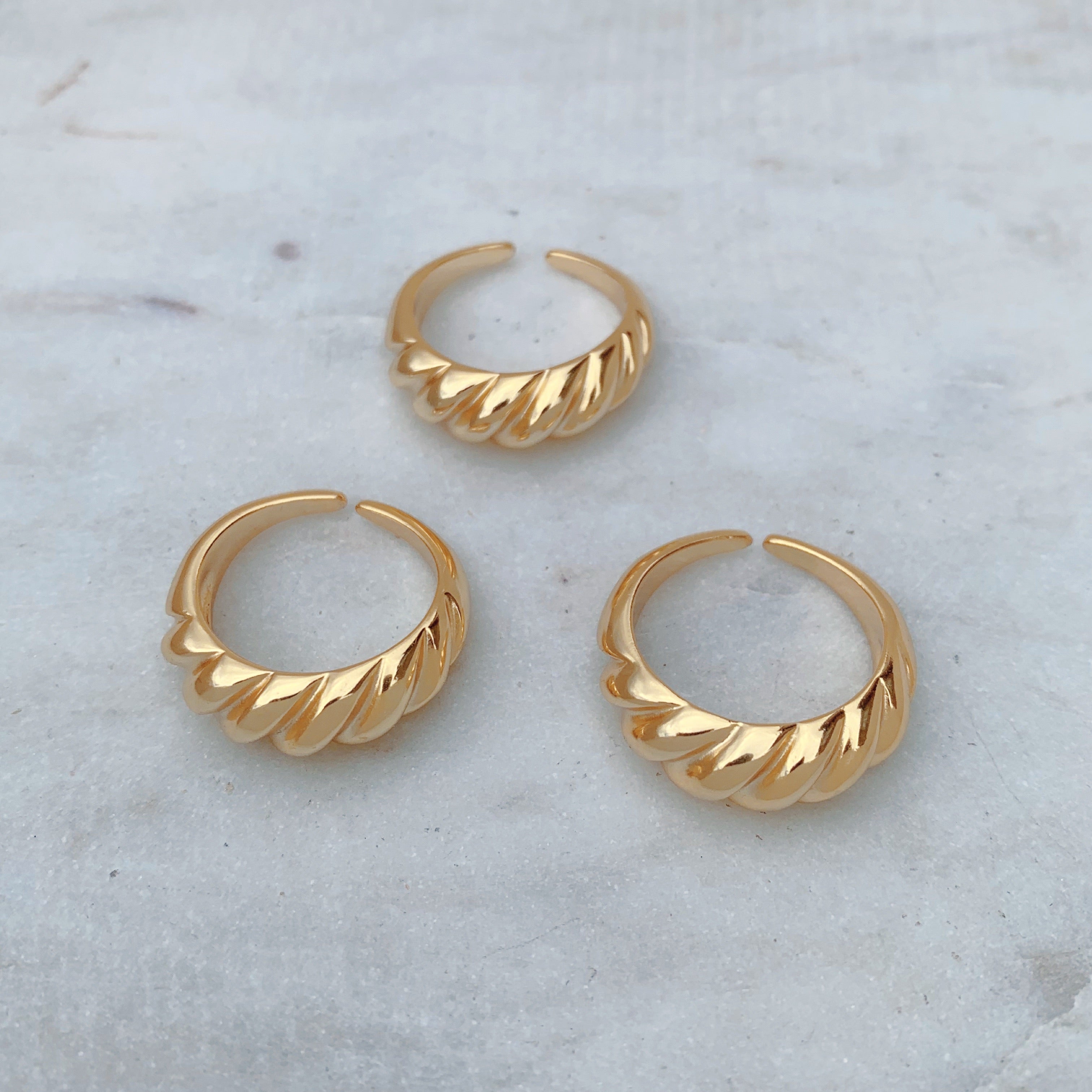 Croissant Ring (VERMEIL)