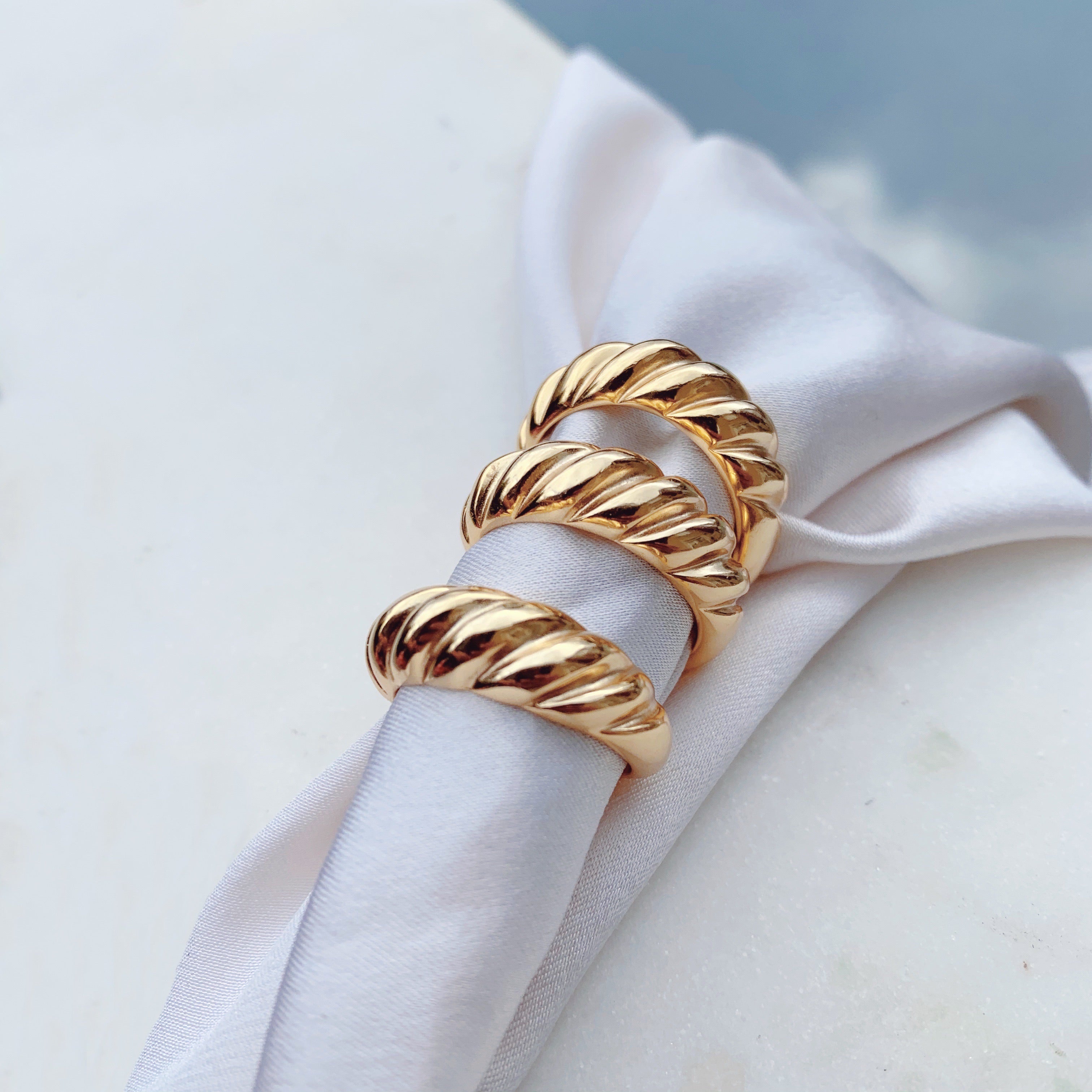 Croissant Ring (VERMEIL)