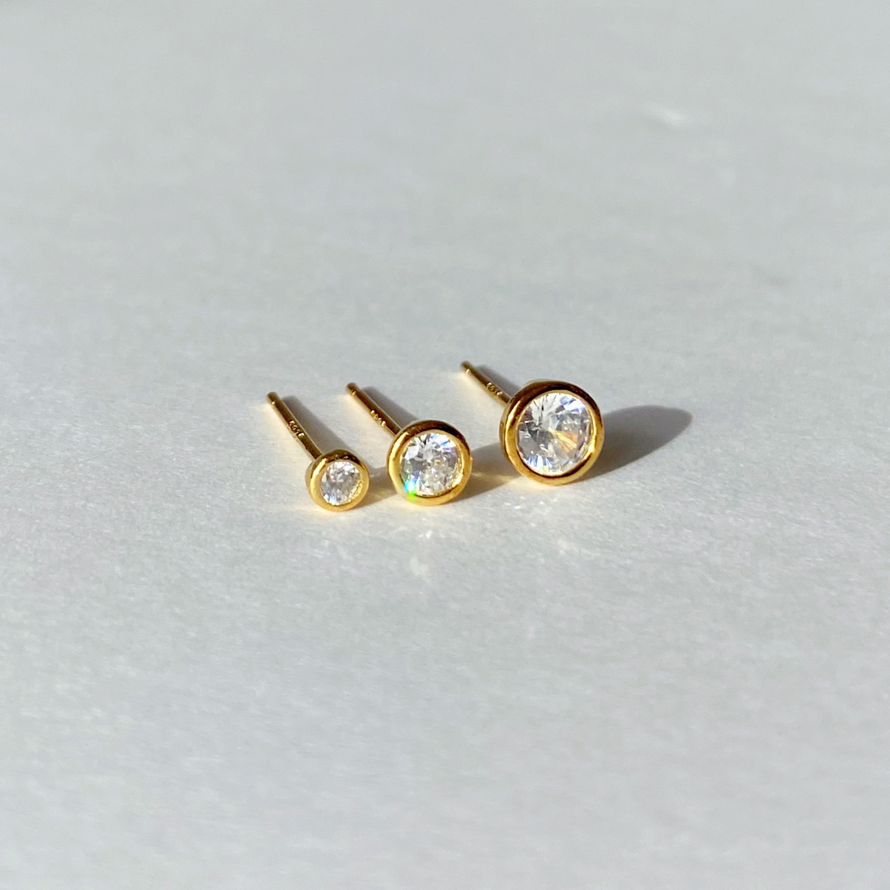 CZ studs (VERMEIL)